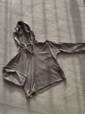 Nike Dri-FIT Hooded Running Long Sleeve top - Light Gray